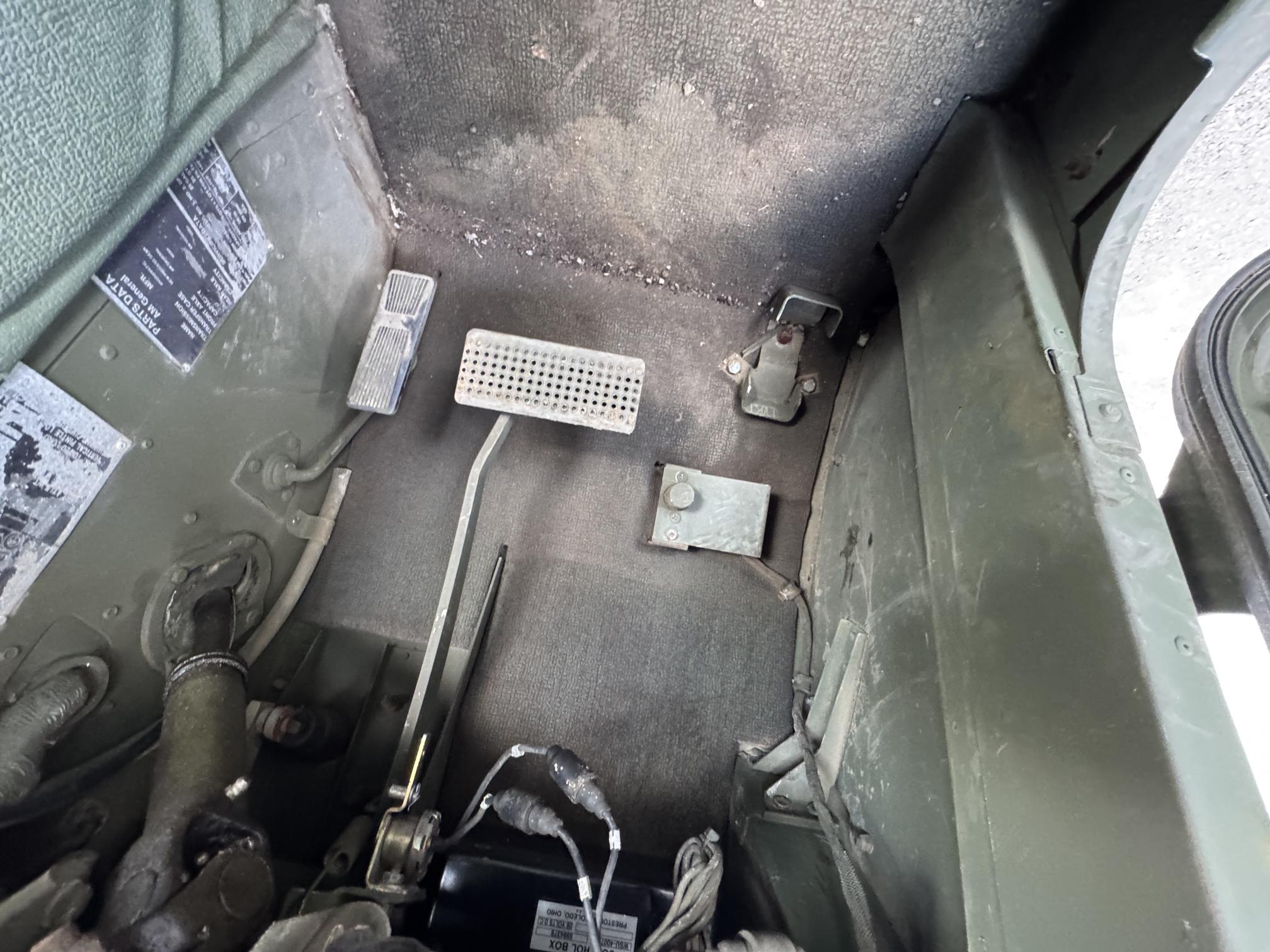 1984 AM GENERAL M998 - Image 29